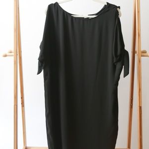 Black Vince Camuto Cold Shoulder Shift Dress